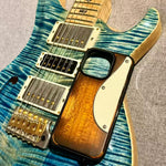 GSRetroLab Vintage Electric Guitar iPhone Case