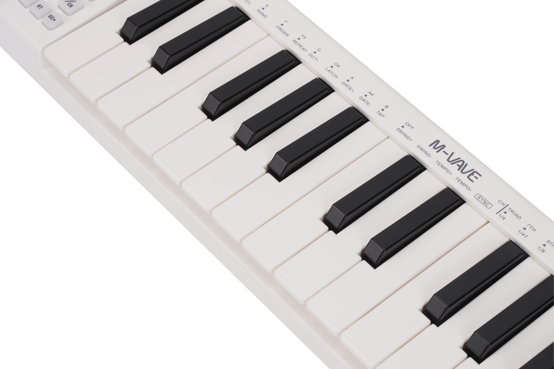 M-VAVE SMK25 Mini Compact Wireless MIDI Keyboard side view