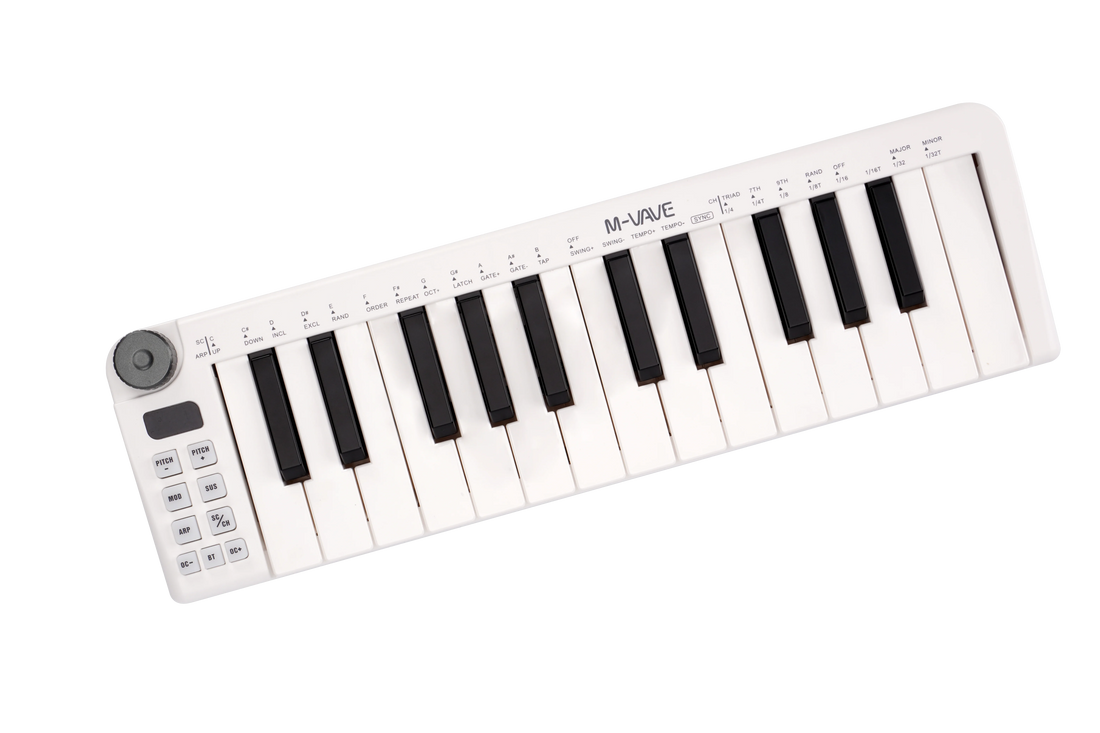 M-VAVE SMK25 Mini Compact Wireless MIDI Keyboard in use
